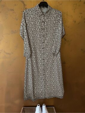 Women's Black & White Geometric Maxi Shirt Dress